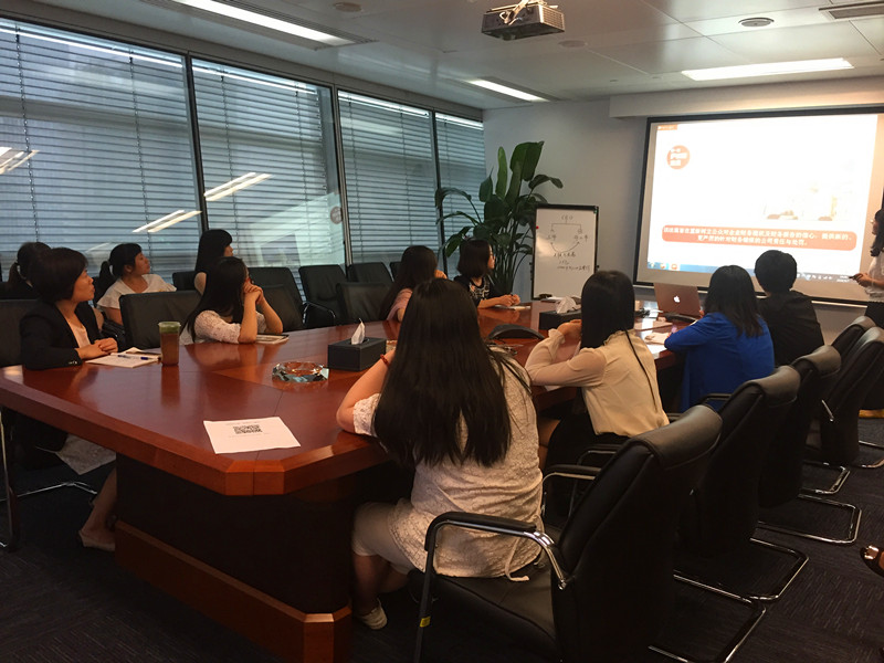 泛华大讲堂培训照片